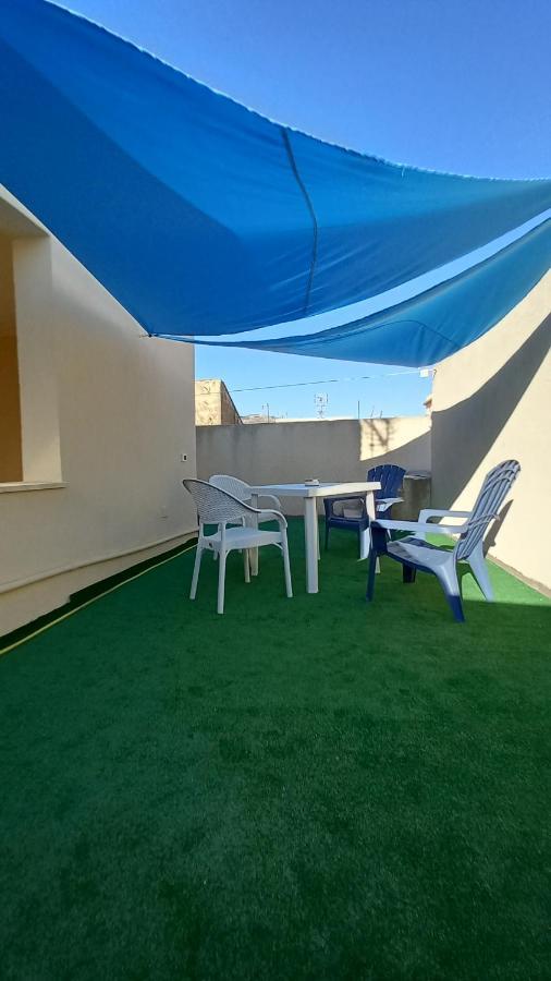 Oltre: Monolocale Con Terrazzo Privato Al Piano Διαμέρισμα Τράπανι Εξωτερικό φωτογραφία